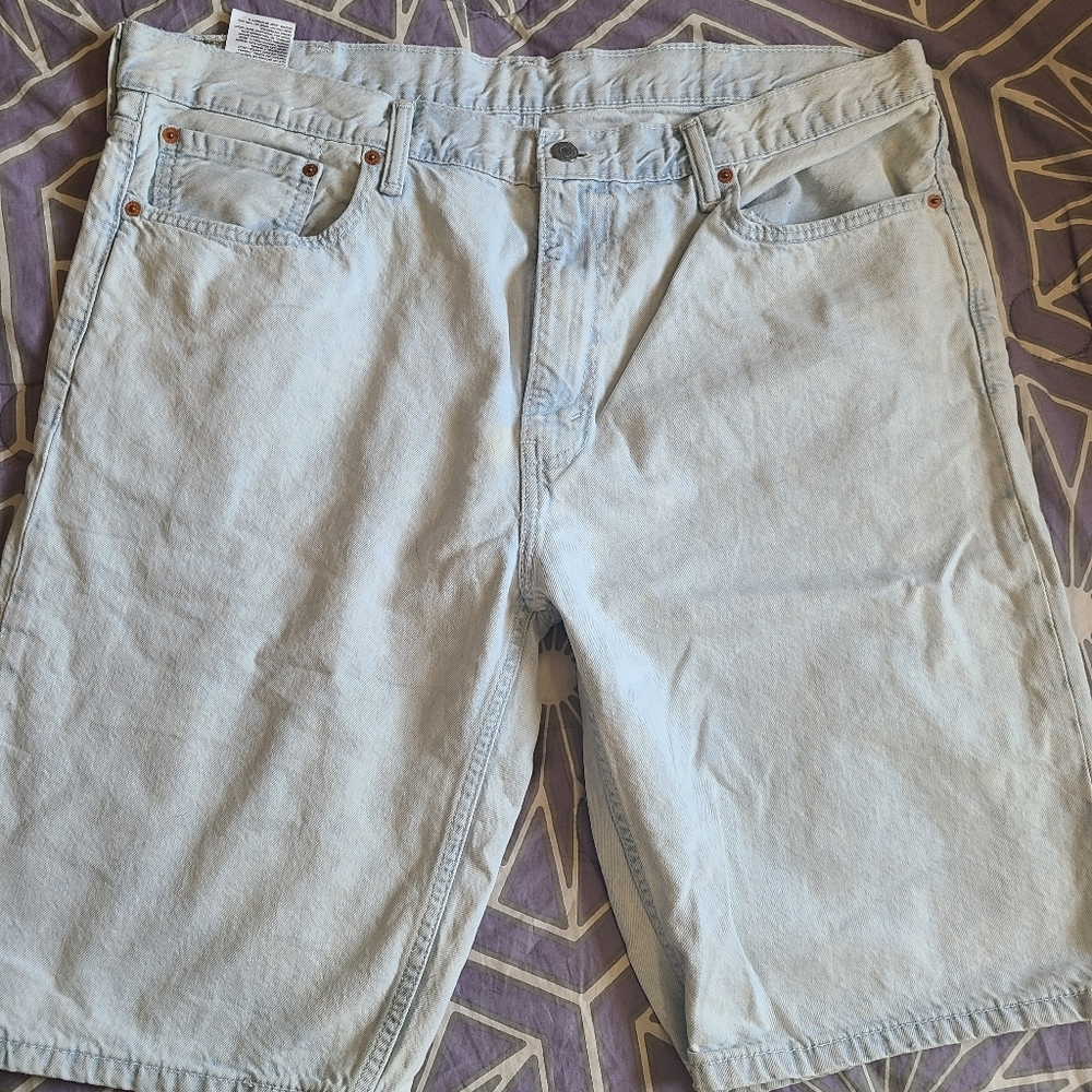 Levis 502 light denim shorts